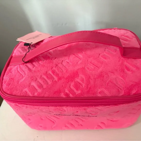 Juicy Couture Pink Velvet make up bag - Picture 4 of 5